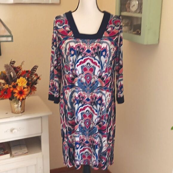 Laundry by Shelli Segal Shift Dress - Picture 1 of 10